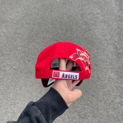 RED ANGELS FLOWER CAP